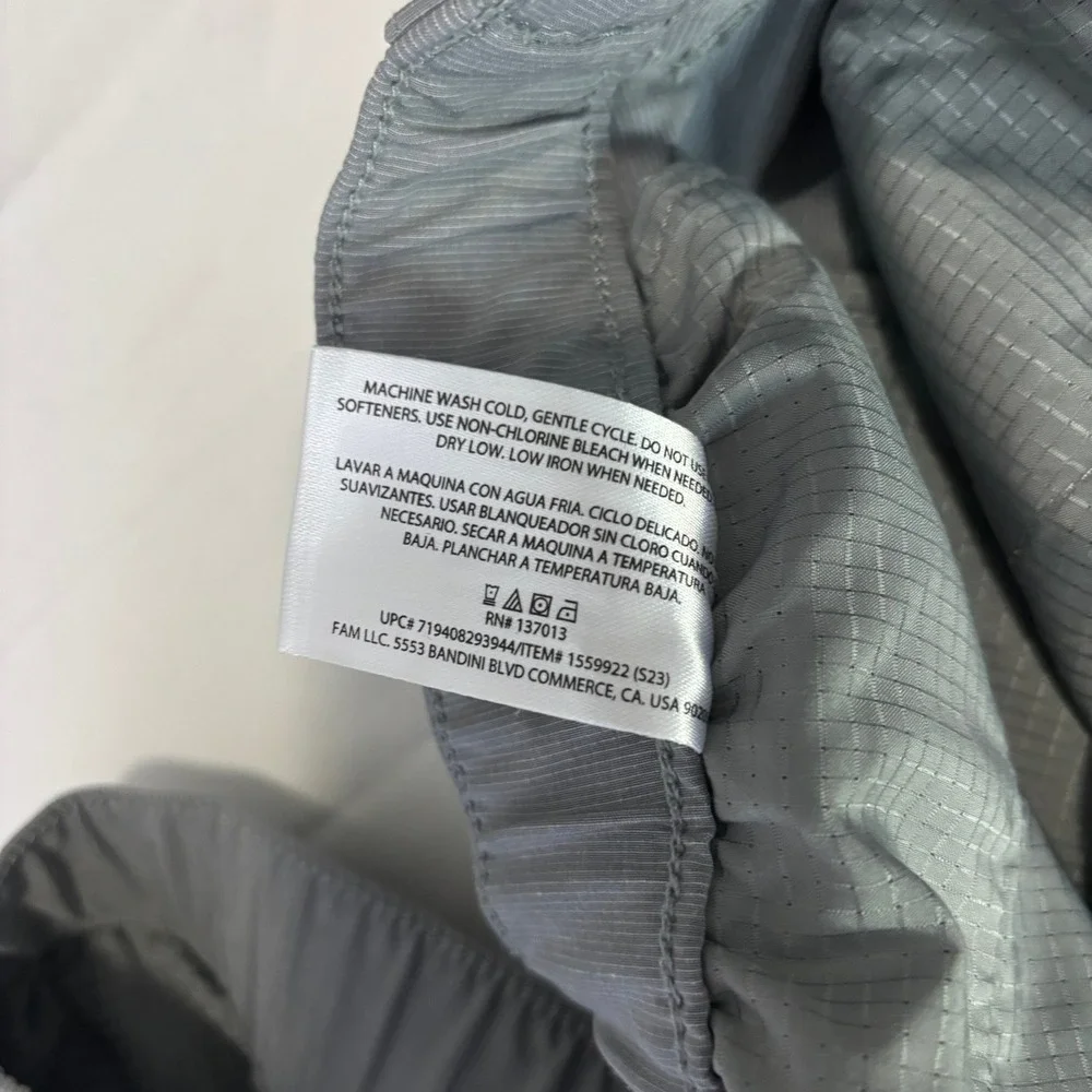 Banana Republic‎ Performance Shorts Mens 38 Gray Stretch Tech Golf Casual